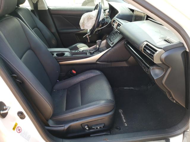 2016 LEXUS IS 200T JTHBA1D20G5028710