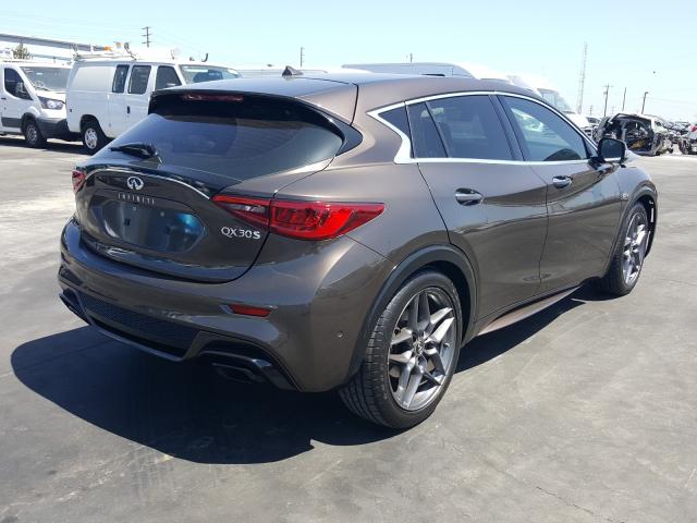 2017 INFINITI QX30 BASE SJKCH5CP1HA019283