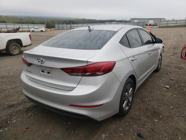 2017 HYUNDAI ELANTRA SE 5NPD84LF4HH014015