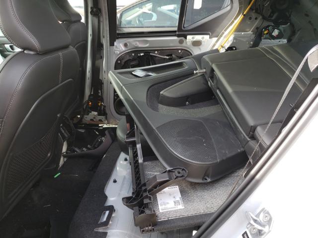 2020 VOLVO XC40 T5 MO YV4162UK0L2327546
