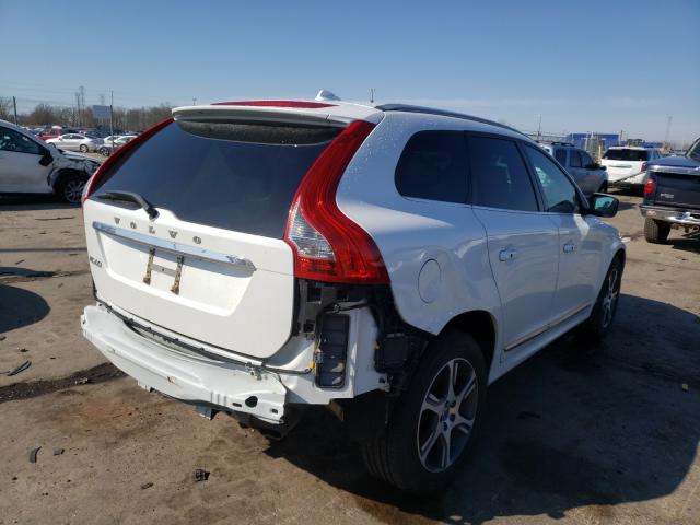 2015 VOLVO XC60 T6 PR YV4902RC5F2585863