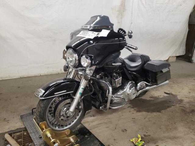 2011 HARLEY-DAVIDSON FLHTK 1HD1KEM17BB660573