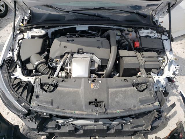 2019 BUICK REGAL ESSE W04GP6SX8K1077441