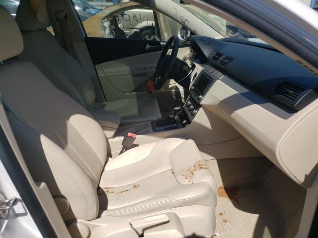 2010 VOLKSWAGEN PASSAT KOM WVWJK7AN6AE104935