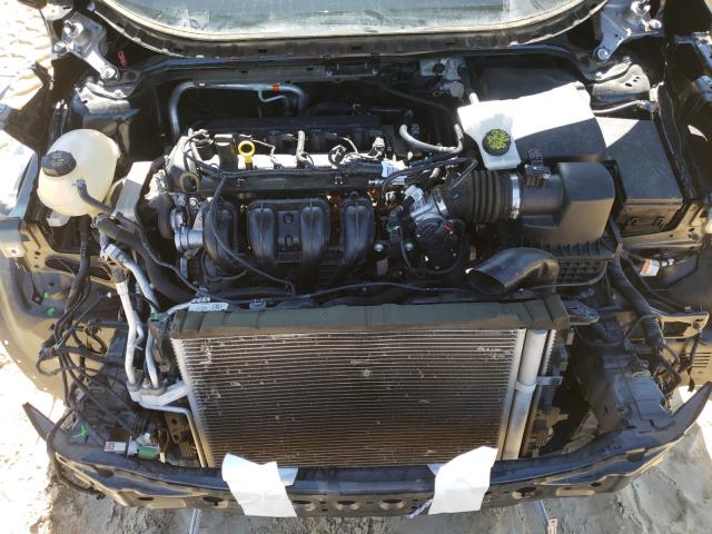 VIN 4T1C11AK5NU695863 2022 Toyota Camry, LE no.7