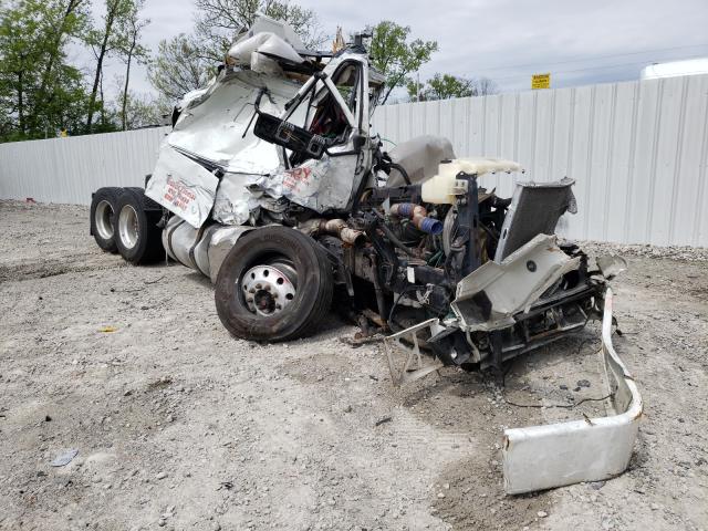 Vehiculos salvage en venta de Copart Louisville, KY: 2015 Volvo VN VNL