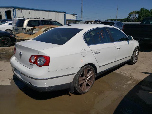 2010 VOLKSWAGEN PASSAT KOM WVWJK7AN6AE104935