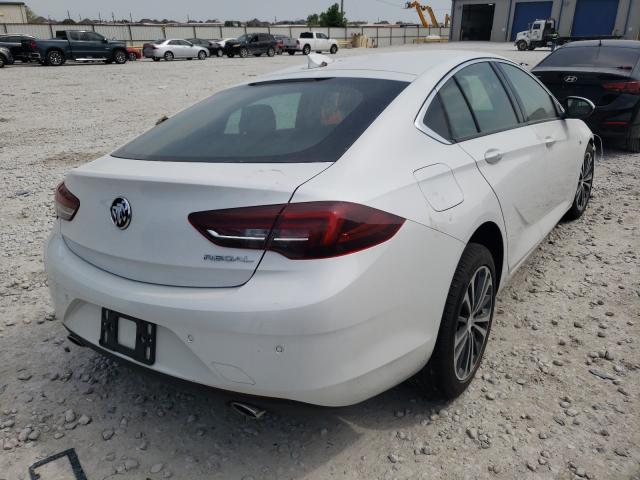 2019 BUICK REGAL ESSE W04GP6SX8K1077441