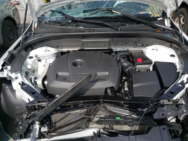 2021 VOLVO XC60 T6 MO YV4A22RK1M1765682