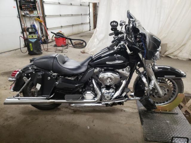 2011 HARLEY-DAVIDSON FLHTK 1HD1KEM17BB660573