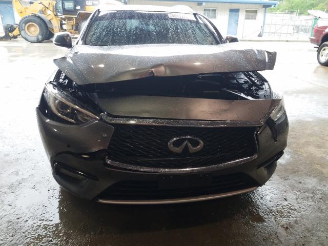 2017 INFINITI QX30 BASE SJKCH5CP6HA019912