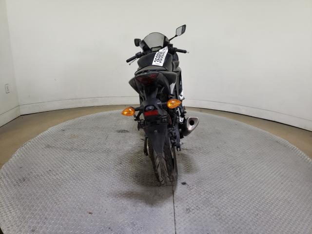 2019 YAMAHA YZFR3 A MH3RH18Y9KK001298