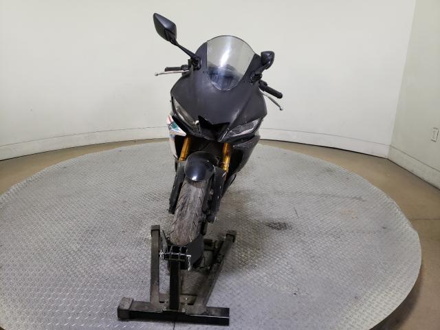 2019 YAMAHA YZFR3 A MH3RH18Y9KK001298