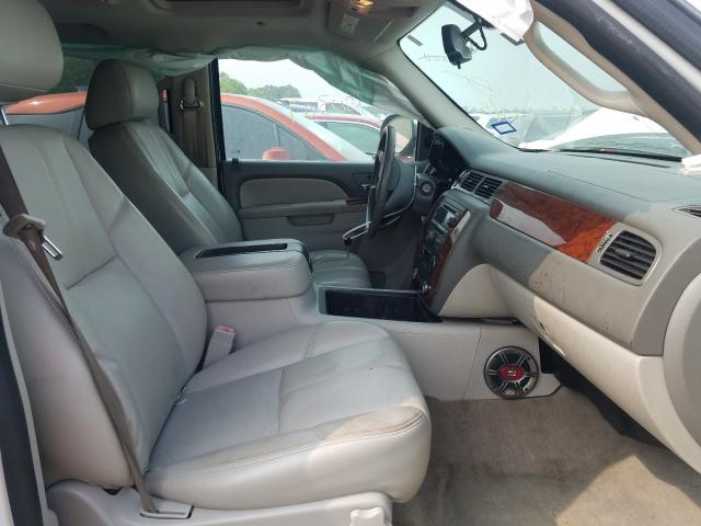 2010 CHEVROLET TAHOE 1GNMCBE30AR146457