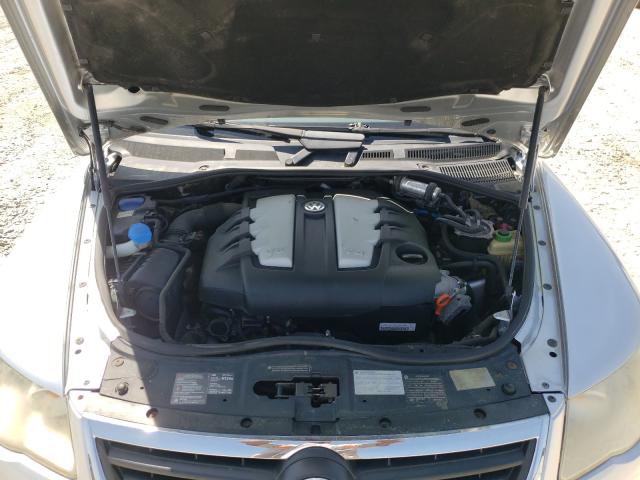 2010 VOLKSWAGEN TOUAREG TD WVGFK7A9XAD001205