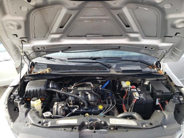 2010 VOLKSWAGEN ROUTAN SE 2V4RW3D17AR184389