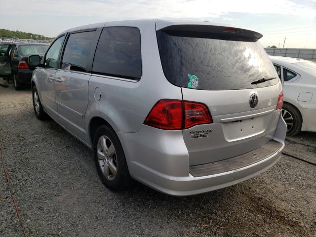 2010 VOLKSWAGEN ROUTAN SE 2V4RW3D17AR184389