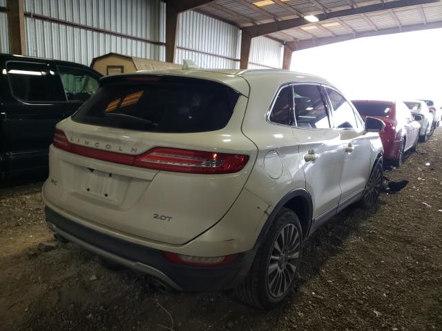 VIN 1FMCU9GD0JUB61422 2018 Ford Escape, SE no.4