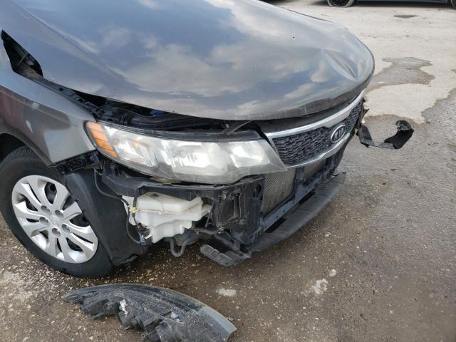 VIN 2T1BU4EE0DC017126 2013 Toyota Corolla, L no.9