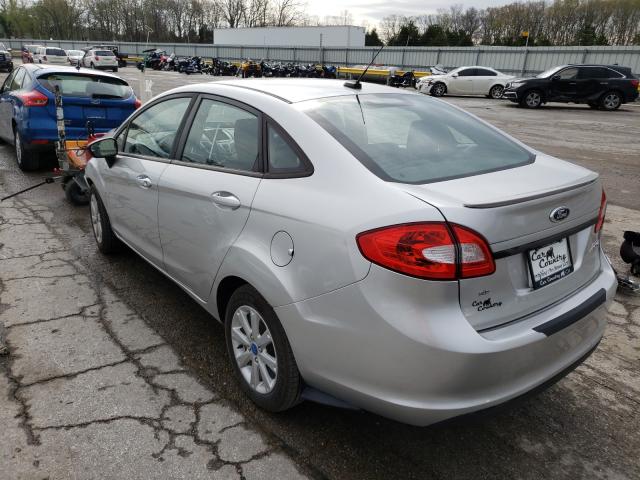 Седаны FORD FIESTA 2012 Серебристый