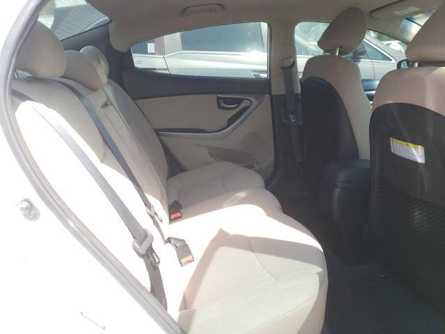 2016 HYUNDAI ELANTRA 5NPDH4AE5GH768856