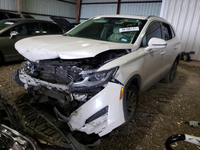 VIN 1FMCU9GD0JUB61422 2018 Ford Escape, SE no.2