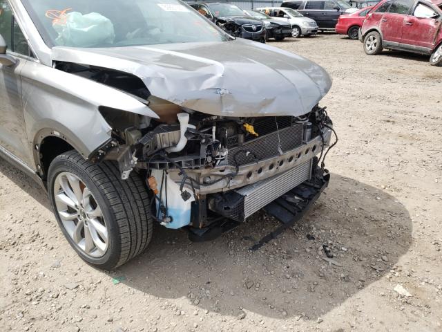 2017 LINCOLN MKC SELECT 5LMTJ2DH2HUL03221