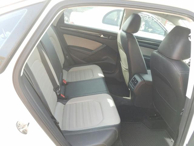 2015 VOLKSWAGEN PASSAT SE 1VWBT7A30FC028788