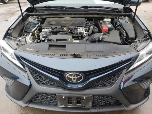 VIN 1FMCU9JX0EUB68654 2018 TOYOTA CAMRY XSE no.7