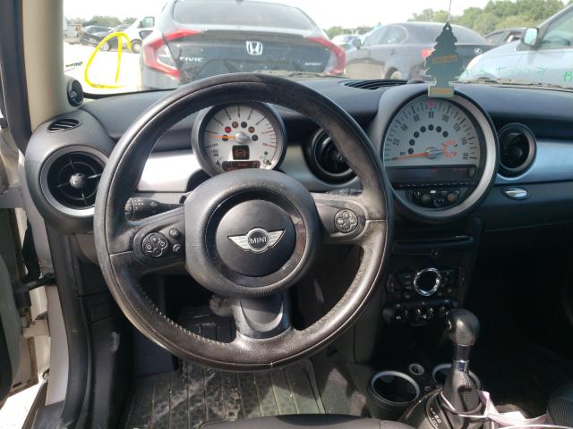 2011 MINI COOPER WMWSU3C56BT098455