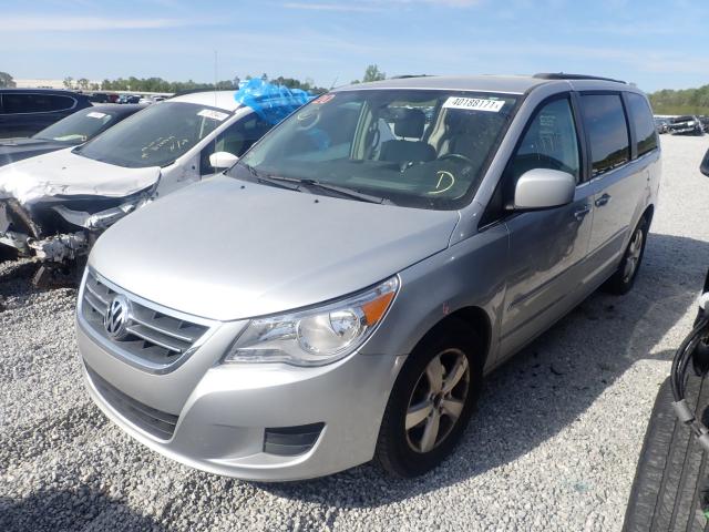 2011 VOLKSWAGEN ROUTAN SE 2V4RW3DG7BR740349