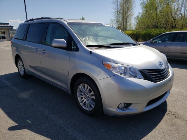 Toyota Sienna XLE 2014