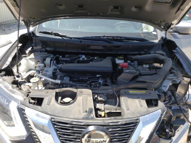 2018 NISSAN ROGUE S KNMAT2MT1JP588544