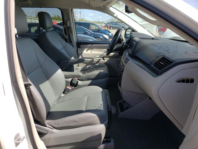 2011 VOLKSWAGEN ROUTAN SE 2V4RW3DGXBR804707