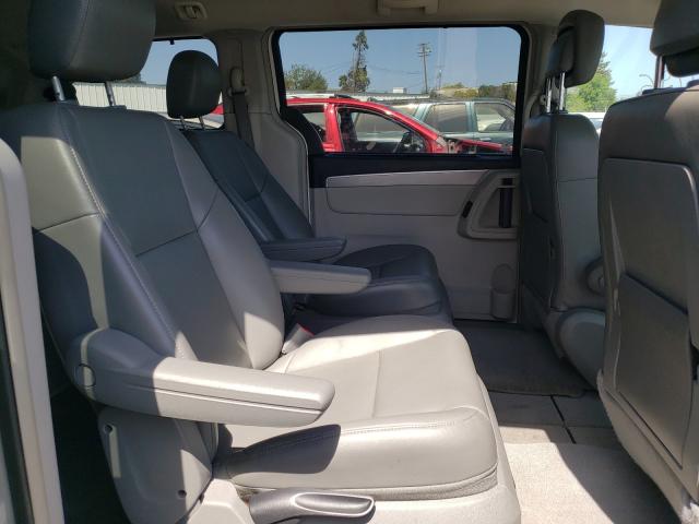 2011 VOLKSWAGEN ROUTAN SE 2V4RW3DG4BR717515