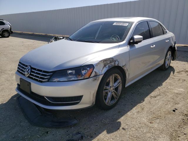 2015 VOLKSWAGEN PASSAT SE 1VWBV7A32FC044744