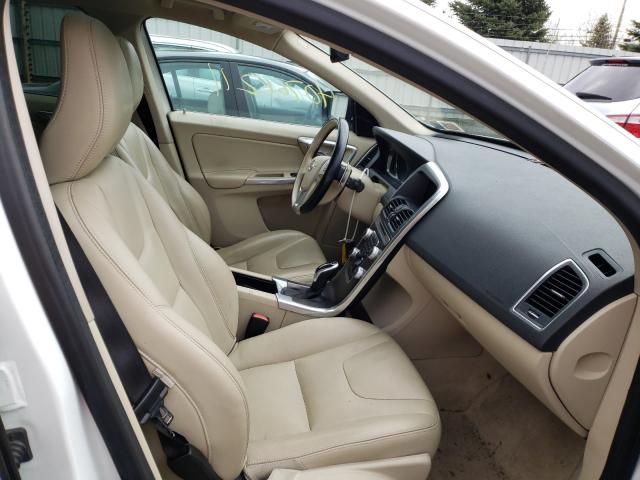 2015 VOLVO XC60 T6 PR YV4902RKXF2636166