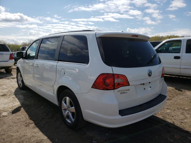 2011 VOLKSWAGEN ROUTAN SE 2V4RW3DGXBR804707
