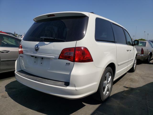 2011 VOLKSWAGEN ROUTAN SE 2V4RW3DG4BR717515