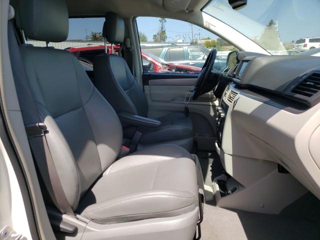 2011 VOLKSWAGEN ROUTAN SE 2V4RW3DG4BR717515