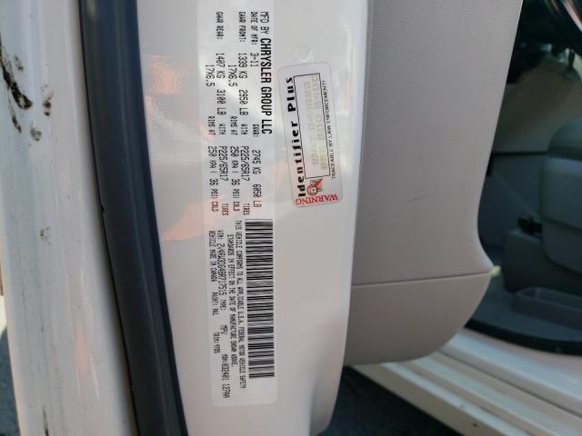 2011 VOLKSWAGEN ROUTAN SE 2V4RW3DG4BR717515