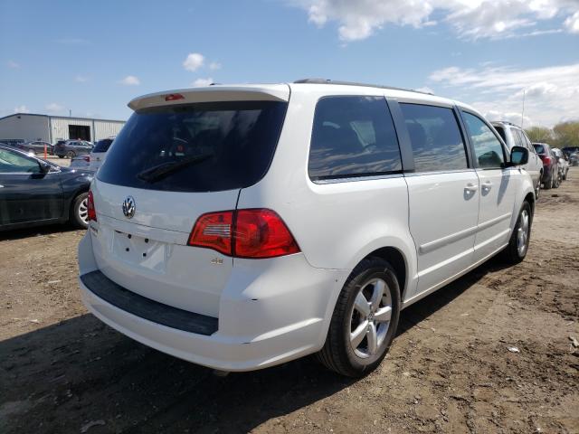 2011 VOLKSWAGEN ROUTAN SE 2V4RW3DGXBR804707