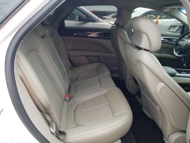 2017 LINCOLN MKZ RESERV 3LN6L5E9XHR613160