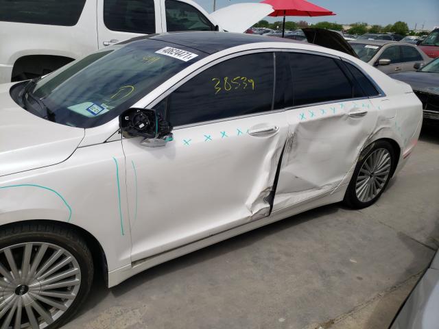 2017 LINCOLN MKZ RESERV 3LN6L5E9XHR613160