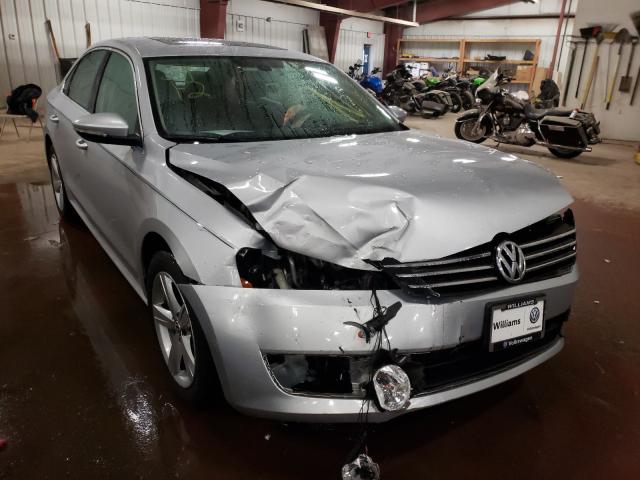 VIN 1C4NJRFB3GD573669 2012 VOLKSWAGEN PASSAT SE no.1