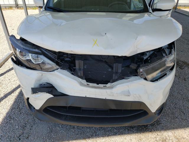 2017 NISSAN ROGUE SPOR JN1BJ1CR6HW107684