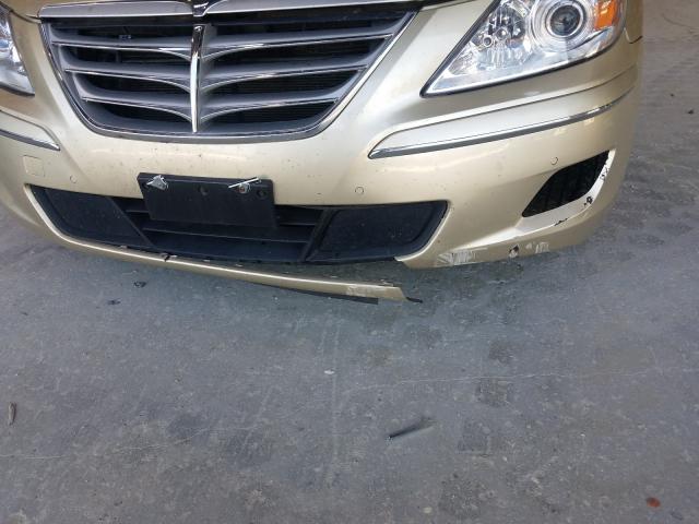 2011 HYUNDAI GENESIS 4. KMHGC4DF0BU119038