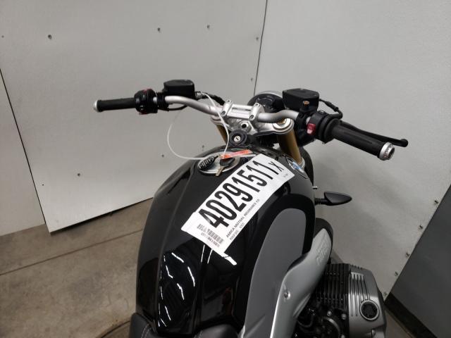 2018 BMW R NINE T WB10J0300JZ698645