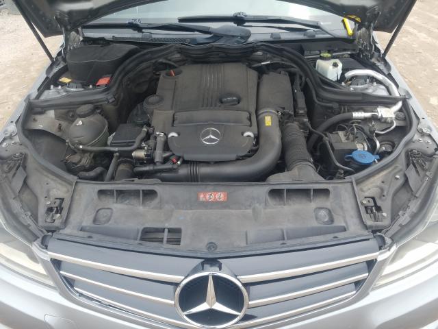 2013 MERCEDES-BENZ C 250 WDDGF4HB5DA785082