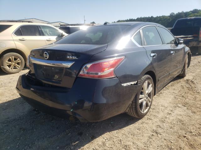 VIN 1G1ZD5ST3JF202161 2018 Chevrolet Malibu, LT no.4